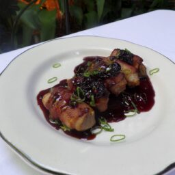 Appetizers Now Available at the Carriageway Bar!